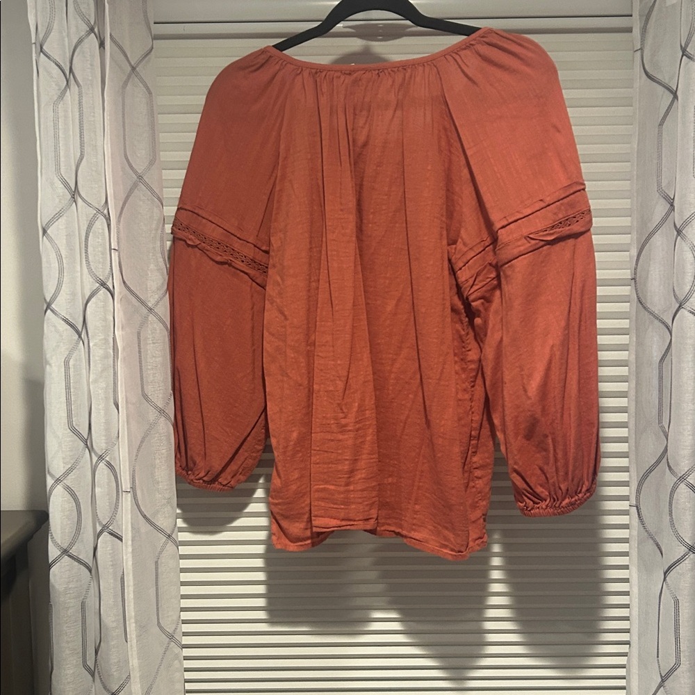 Gap Terracotta Button-Up Blouse Size Medium - image 4